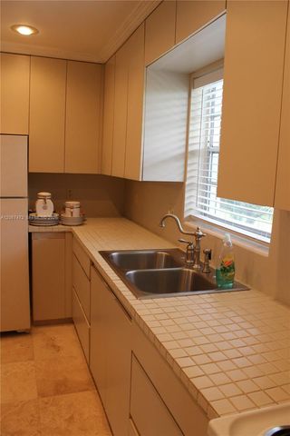 7550 SW 82nd Street F204, Miami, FL 33143