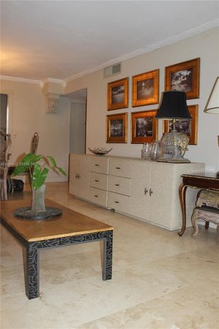 7550 SW 82nd Street F204, Miami, FL 33143