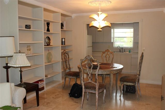7550 SW 82nd Street F204, Miami, FL 33143