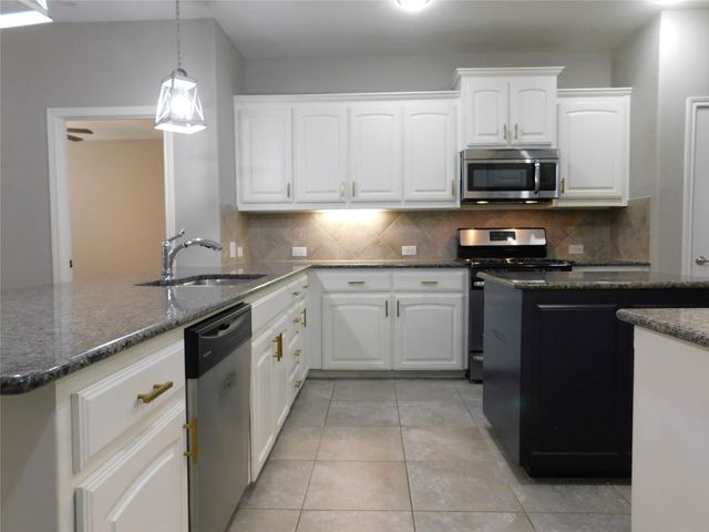 2401 Windhaven Drive, Denton, TX 76210