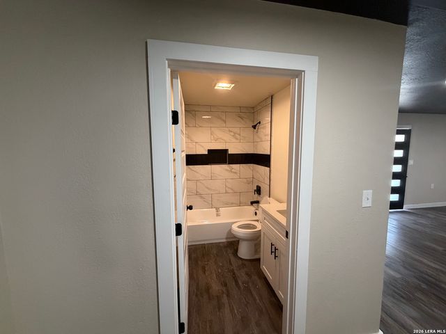 505 NOTTINGHAM DR, Poteet, TX 78065