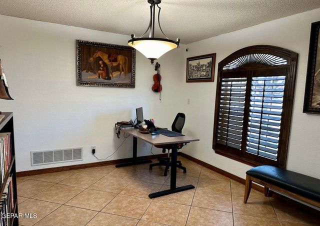 12716 TIERRA AURORA Drive, El Paso, TX 79938