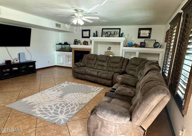 12716 TIERRA AURORA Drive, El Paso, TX 79938