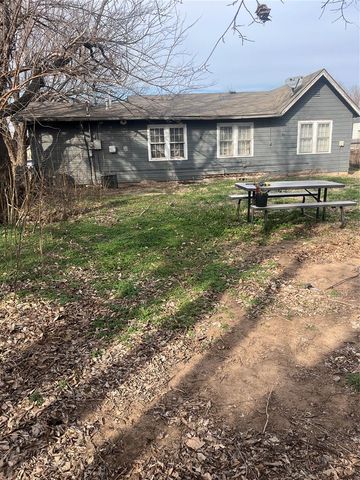 6908 NW 42nd Street, Bethany, OK 73008