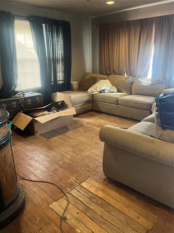 6908 NW 42nd Street, Bethany, OK 73008