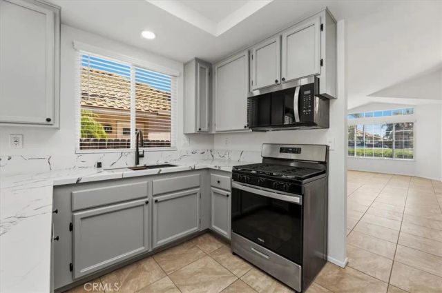 24352 Via Briones, Murrieta, CA 92562