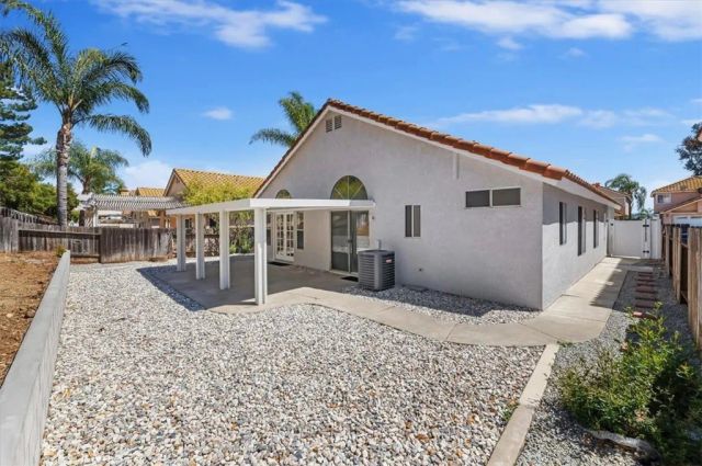 24352 Via Briones, Murrieta, CA 92562