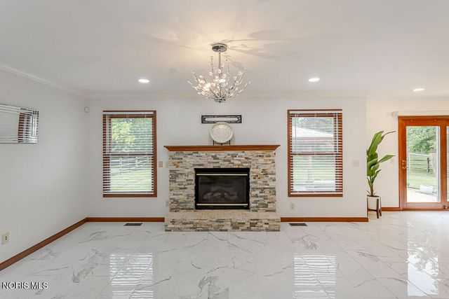 7817 Hawkins Court, Sylvania, OH 43560