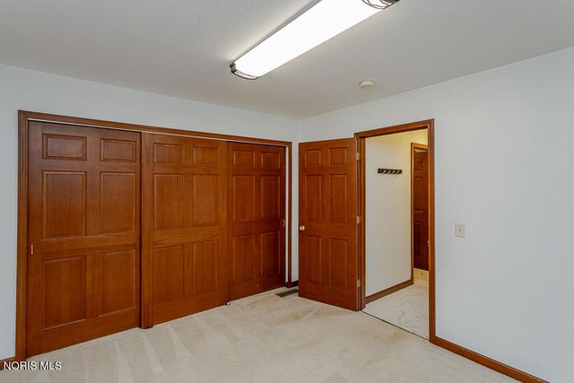 7817 Hawkins Court, Sylvania, OH 43560