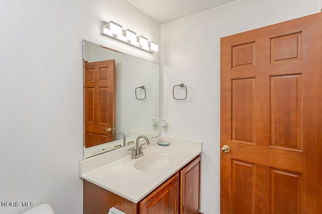 7817 Hawkins Court, Sylvania, OH 43560