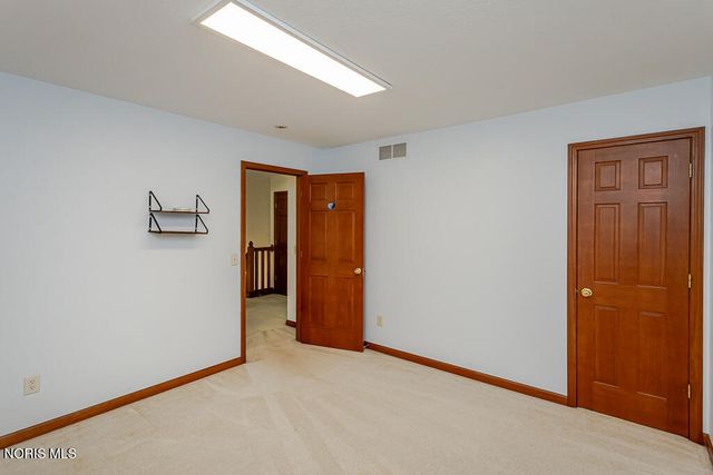 7817 Hawkins Court, Sylvania, OH 43560