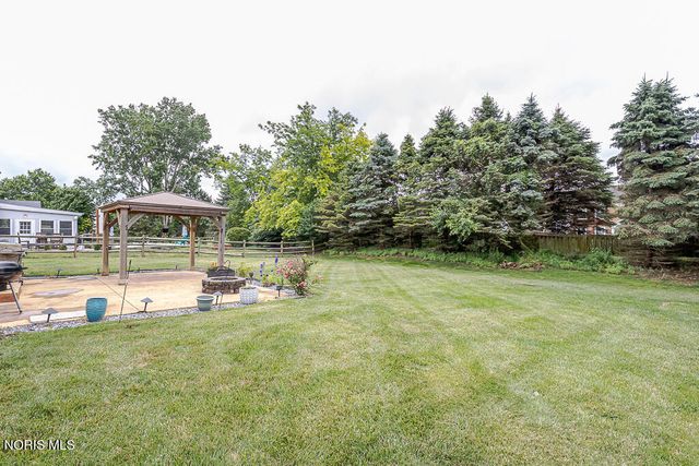 7817 Hawkins Court, Sylvania, OH 43560