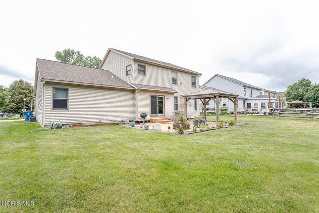 7817 Hawkins Court, Sylvania, OH 43560