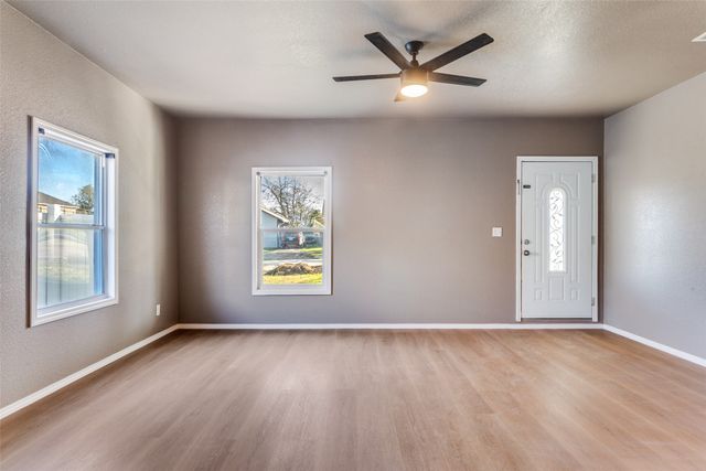 3304 Frazier Avenue, Fort Worth, TX 76110