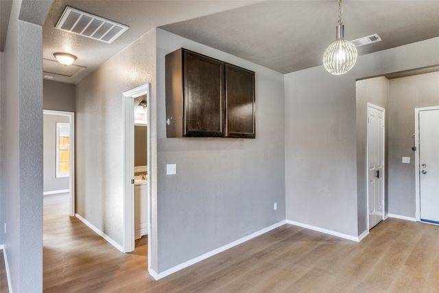 3304 Frazier Avenue, Fort Worth, TX 76110