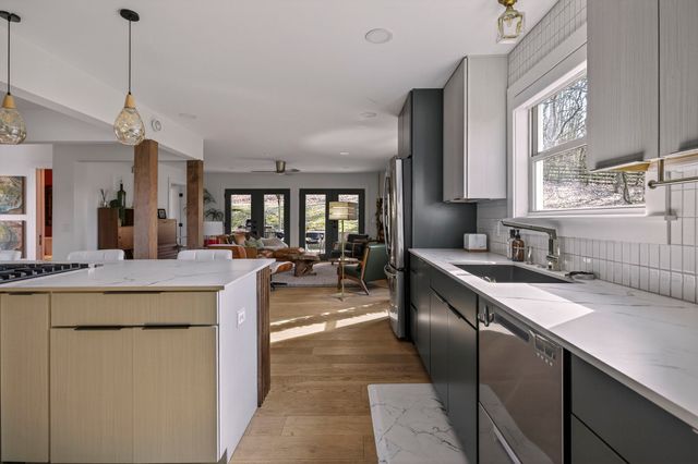 1003 Perkins Ln, Franklin, TN 37069