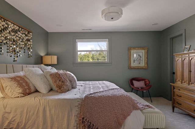 1003 Perkins Ln, Franklin, TN 37069