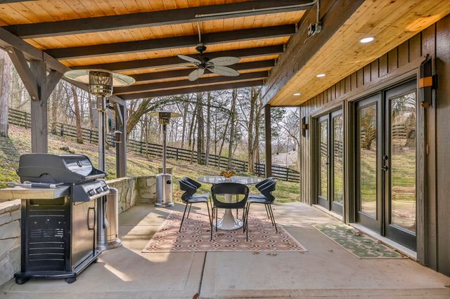 1003 Perkins Ln, Franklin, TN 37069