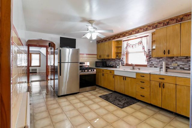 4024 Grove Avenue, Stickney, IL 60402