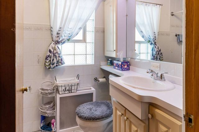 4024 Grove Avenue, Stickney, IL 60402