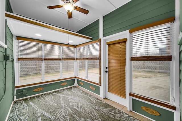 600 W North Street, Crown Point, IN 46307