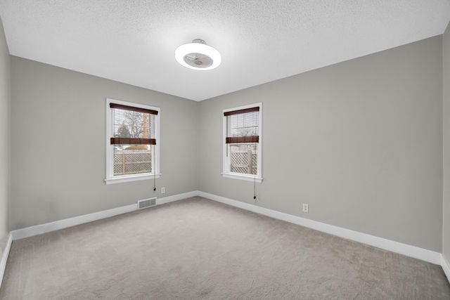 600 W North Street, Crown Point, IN 46307