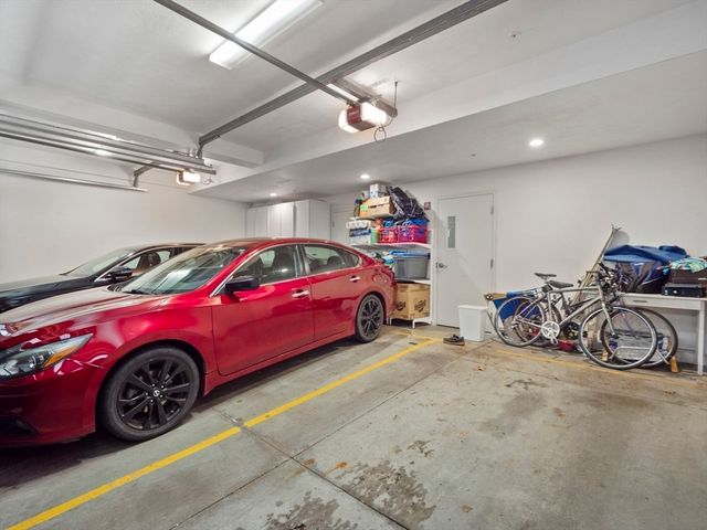 525 E 1st St PH5, Boston, MA 02127
