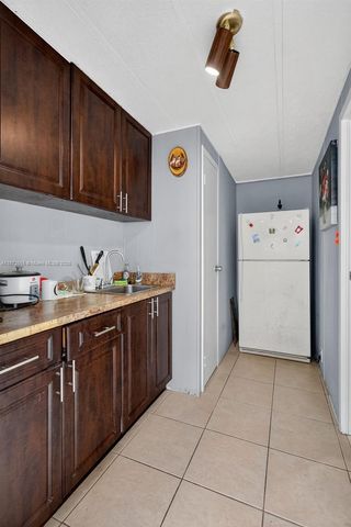 21831 S Heritage Cir, Pembroke Pines, FL 33029