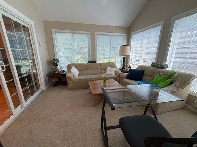 12 Twin Pond Circle, Exeter, NH 03833