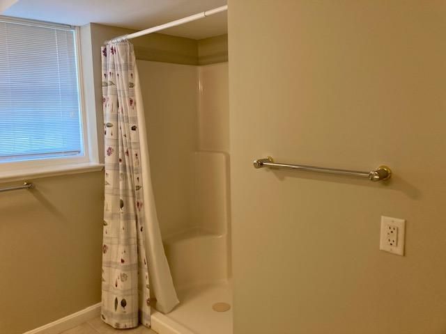 12 Twin Pond Circle, Exeter, NH 03833