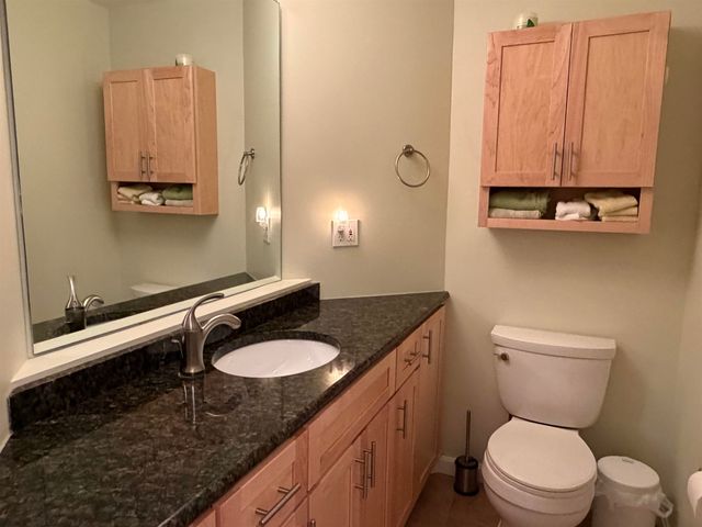 12 Twin Pond Circle, Exeter, NH 03833