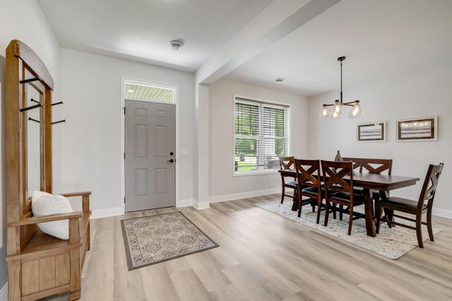 9867 Kahler Avenue NE, Monticello, MN 55362