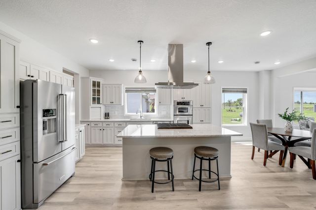 9867 Kahler Avenue NE, Monticello, MN 55362