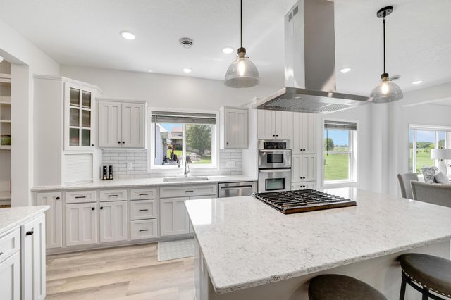 9867 Kahler Avenue NE, Monticello, MN 55362