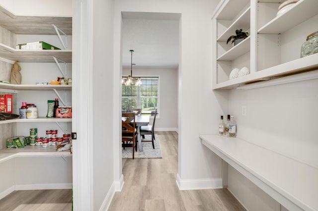 9867 Kahler Avenue NE, Monticello, MN 55362