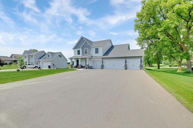 9867 Kahler Avenue NE, Monticello, MN 55362