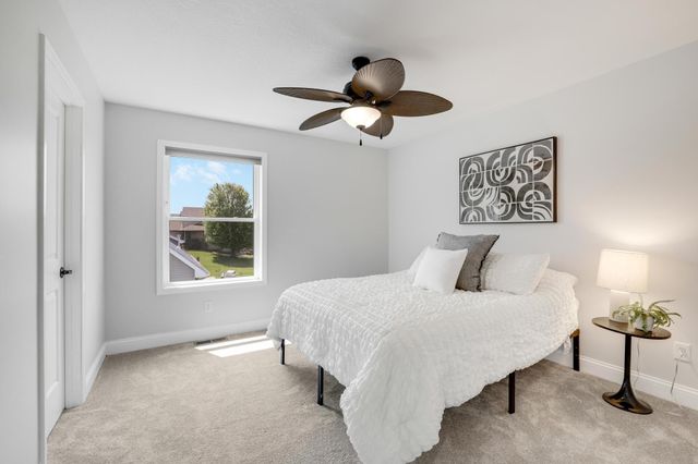 9867 Kahler Avenue NE, Monticello, MN 55362