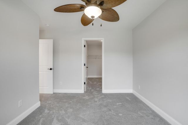 9867 Kahler Avenue NE, Monticello, MN 55362