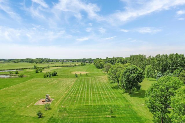 9867 Kahler Avenue NE, Monticello, MN 55362