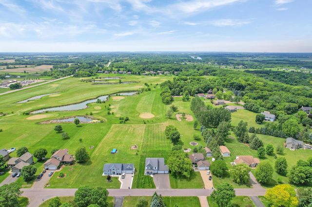 9867 Kahler Avenue NE, Monticello, MN 55362