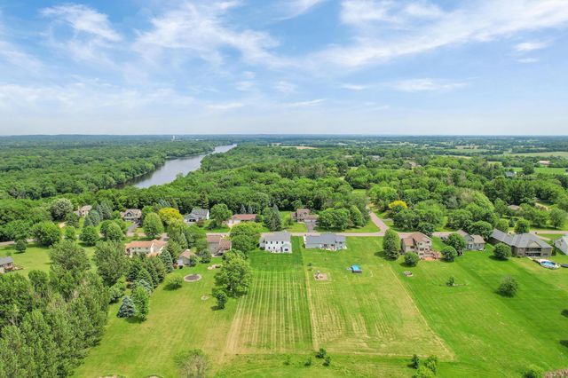 9867 Kahler Avenue NE, Monticello, MN 55362