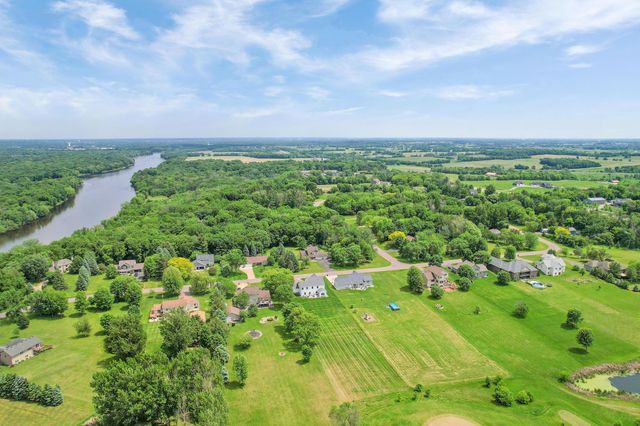 9867 Kahler Avenue NE, Monticello, MN 55362