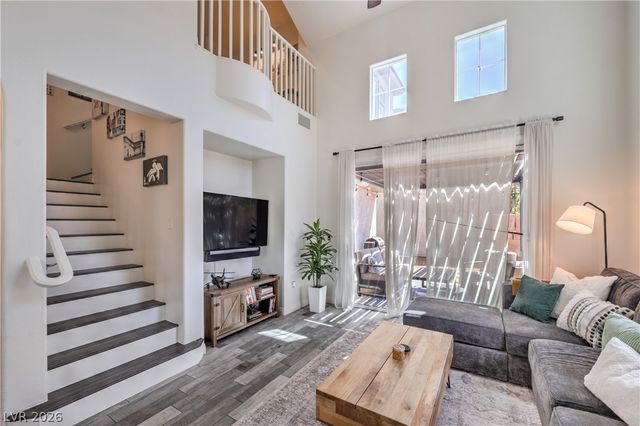 2254 Cast Pebble Drive, Las Vegas, NV 89135