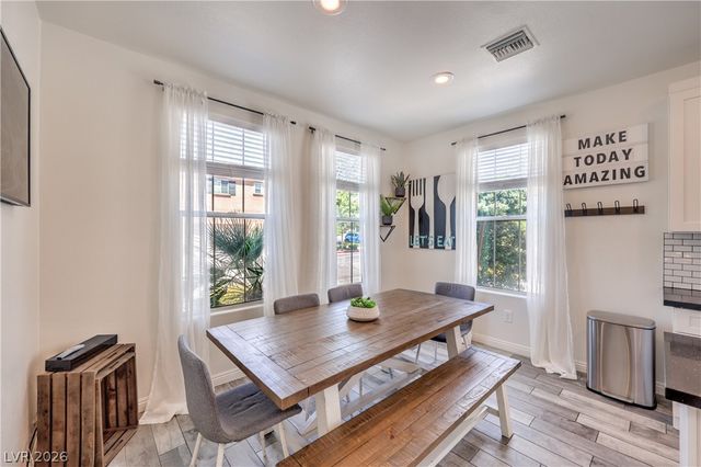 2254 Cast Pebble Drive, Las Vegas, NV 89135