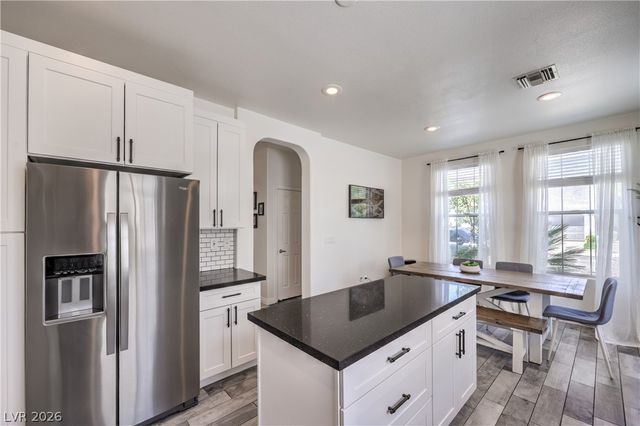 2254 Cast Pebble Drive, Las Vegas, NV 89135