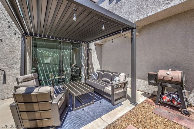 2254 Cast Pebble Drive, Las Vegas, NV 89135