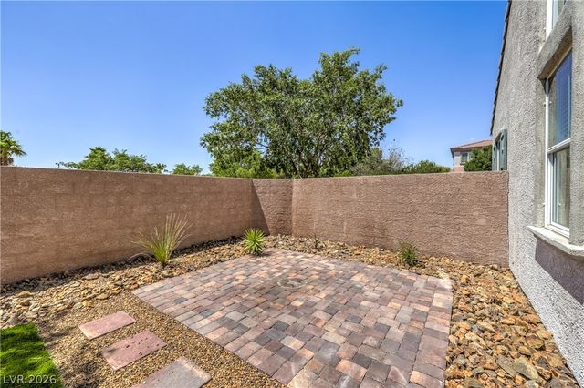 2254 Cast Pebble Drive, Las Vegas, NV 89135