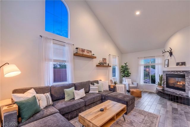 2254 Cast Pebble Drive, Las Vegas, NV 89135