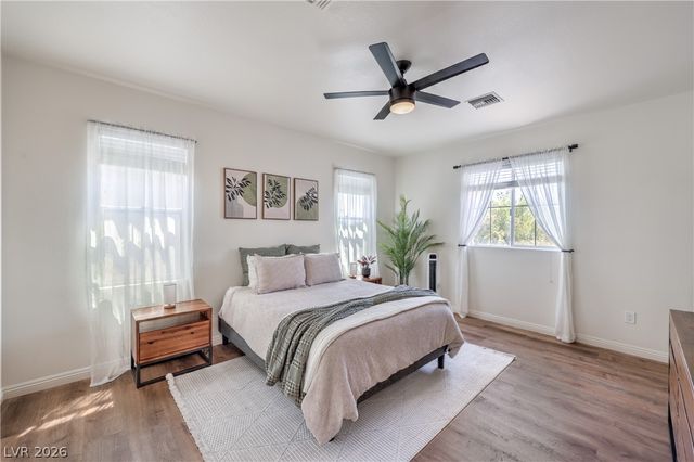 2254 Cast Pebble Drive, Las Vegas, NV 89135