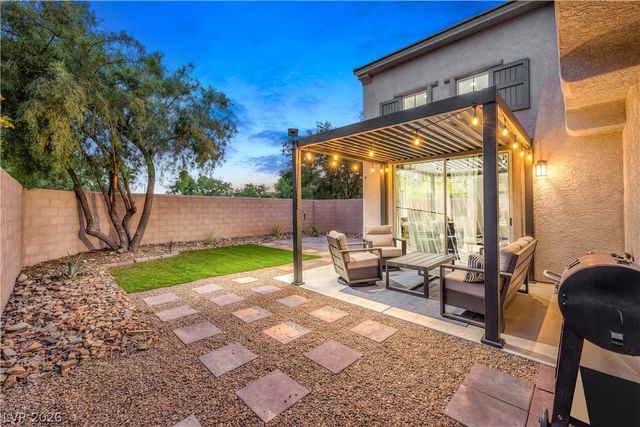 2254 Cast Pebble Drive, Las Vegas, NV 89135
